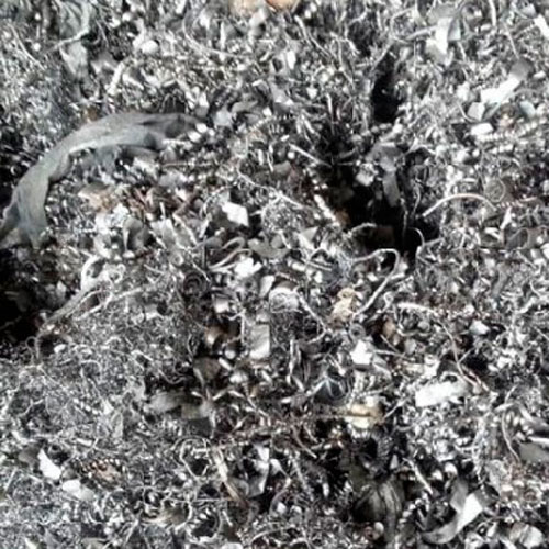 A HC Metais comercializa sucata de cavaco de inox. Material derivado de processos industriais, onde se utiliza tornos e fresas para dar a forma desejada. Saiba como separamos e classificamos o material.
